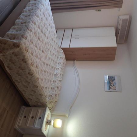 Rooms Nikola Tucepi Exterior photo